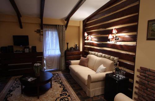 Protsiv Hotel | Park-Hotel Butenko Stable