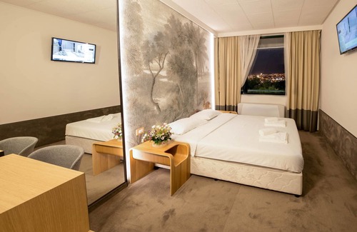 Veliko Tarnovo Hotel | Park Hotel RAYA Garden
