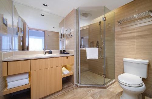 Longwan Hotel | Park Inn by Radisson Wenzhou Longwan International Airport Wanda Plaza