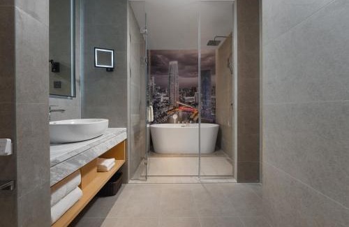 Jinghai County Hotel | Park Inn by Radisson Tianjin Jinghai Wanda Plaza