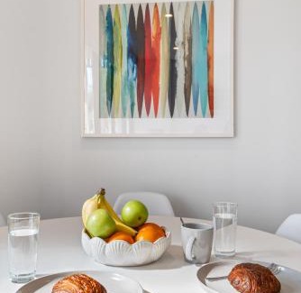 Caulfield North Apartment | Park Life! Elegant & Sun-Filled 2 Bed 2 Bath Home in Caulfield North