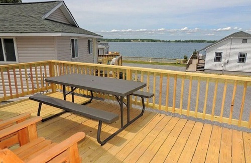 Cape Vincent House | Park Model #29 - 1 bedroom/1 bath