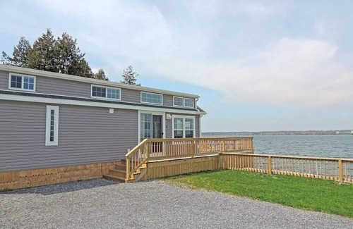 Cape Vincent House | Park Model #30- 1 bedroom/1 bath