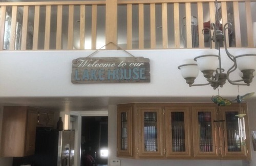 Lake Havasu City House | Park Model,Gorgeous lake Mt & city views close to London Bridge on Island side