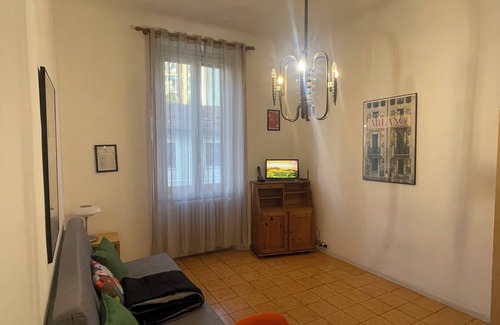 Giambellino Apartment | Park on the canals