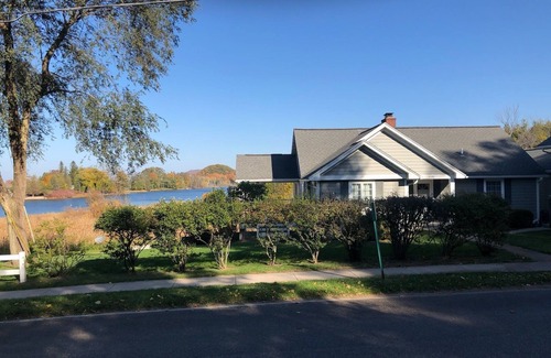 Empire House | Park Place Empire Beach Best location in town