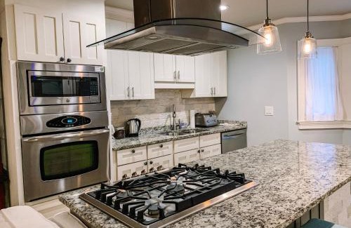 Sanford Hotel | Park Place Inn and Cottages