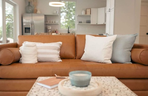 Park Point House | Park Point Carriage Home