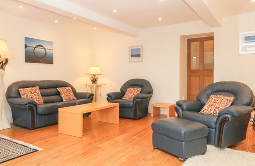 Pateley Bridge Cottage | PARK ROAD APARTMENT, family friendly in Pateley Bridge