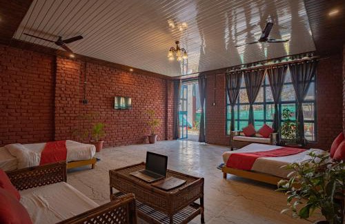 Dhela House | Park Royal Crest