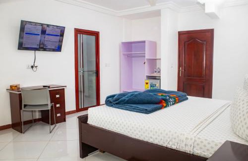Cape Coast Hotel | Park Springs Hotel