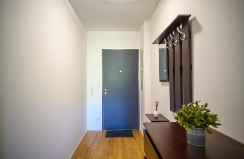 Prague 3 Apartment | Park View Apartment