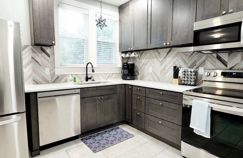 Winston - Salem House | Park View Point - 2 Bed/1.5 Bath Centrally Located