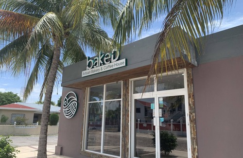 Belize City Apartment | Park View Villa is located in the most exclusive neighborhood in Belize City.