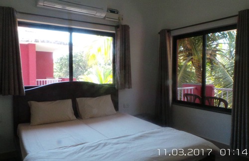 Arossim Apartment | Park Walfredo Goa. Beach side 2 Bedroom holiday rental apartment.