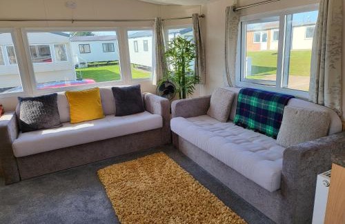 Kessingland Apartment | Parkdean Kessingland Beach Holiday Chalet