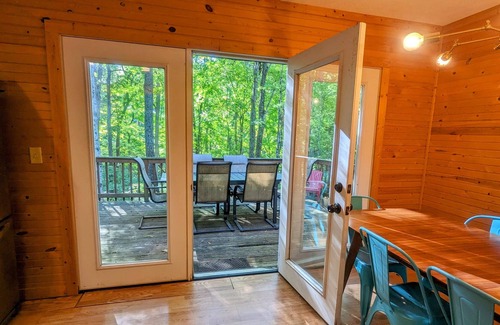 Bellmore Cabin | Parke County cabin -- beautiful, peaceful setting at Raccoon Lake