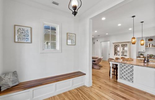 WaterSound Beach House | Parker by AvantStay Radiant Home w Stunning Design Close to Beach