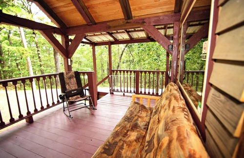 Murfreesboro Cabin | Parker Creek Bend Cabins