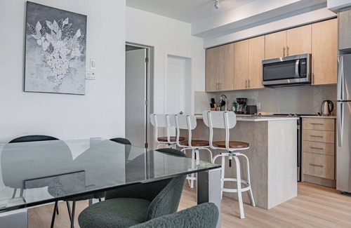 Durham Region House | Parking! 4BR Town, Costco, Durham College, Oshawa