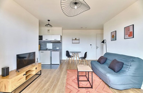 Bagneux Apartment | Parking and walking distance from RER B and metro (line 4)