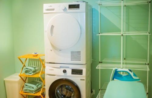 Trets Apartment | Parking gratuit à 3 min à pied, Clim, Laverie, Fibre, proche de Rousset, zone d'activités et domaines pour Mariages