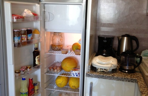 Casablanca City Center Apartment | Parking soussol, wifi, air conditionné Ch/Fr, très calme, supérette BIM en bas