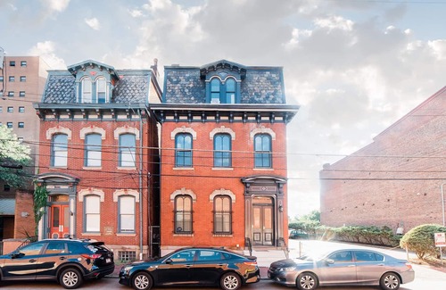 Manchester Apartment | Parking - Walkable - GroupStays - Washer