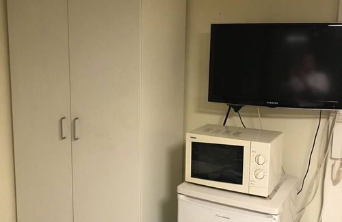 Zaventem Apartment | PARKLAAN -44 1930 ZAVENTEM BRUSSELS AIRPORT FIRST FLOOR BALCONY APARTMENT GARDE