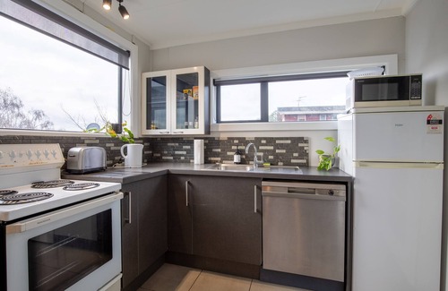 Christchurch House | Parklands Oasis - Christchurch Holiday Home