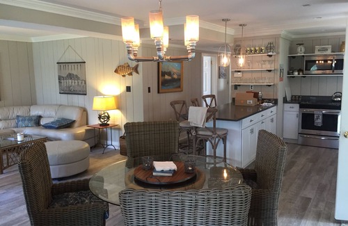 Lewes House | Parklike Setting With Bay View Steps From Lewes Beach