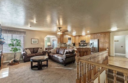 North Ogden House | Parks Close By, Big Private Yard, Ogden Canyon