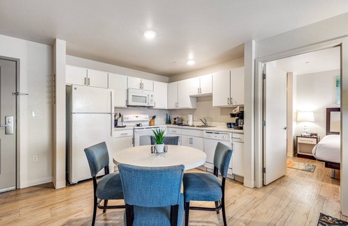 Centennial Hotel | Parks Residential Denver
