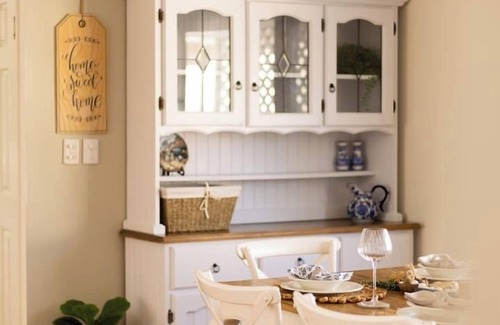 Carindale House | Parkside 5-beds Villa with Meeting Room @Carindale