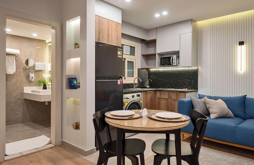 Heliopolis Apartment | Parkside Boutique Furnished Apartments