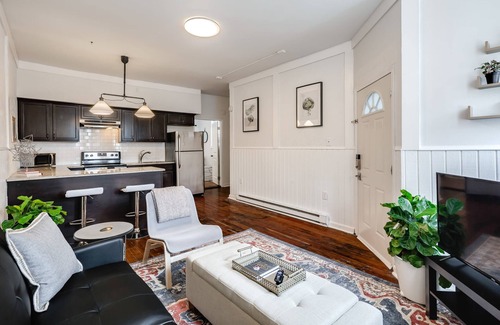 Roxborough-Manayunk Apartment | Parkside Charm – Cozy 1BR Corner Property