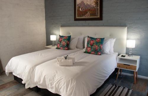 Ladismith House | Parkside Guesthouse