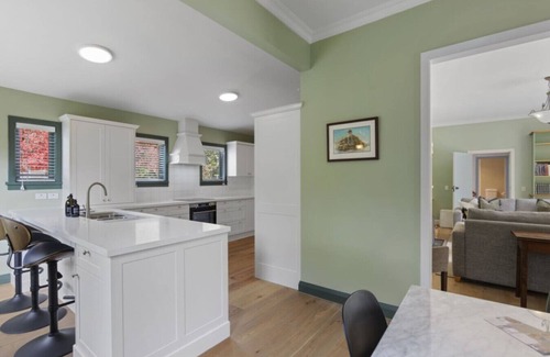 Merivale House | Parkside Oasis - Merivale