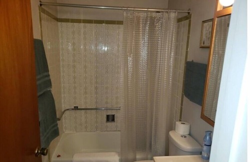 Stockton Apartment | Parkview 2 Bedroom Condo