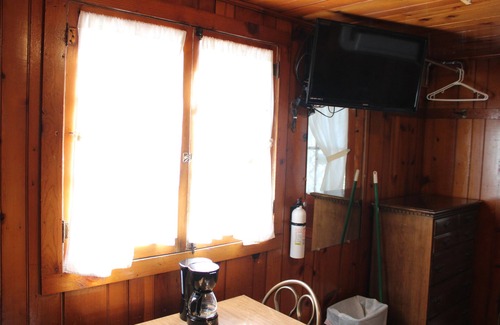 Ludington Cottage | Parkview Cottage #9 - Only 1/2 block to the Beach
