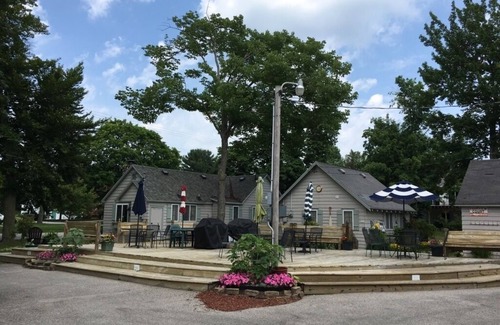 Ludington Cottage | Parkview Cottage #9 - Only 1/2 block to the Beach