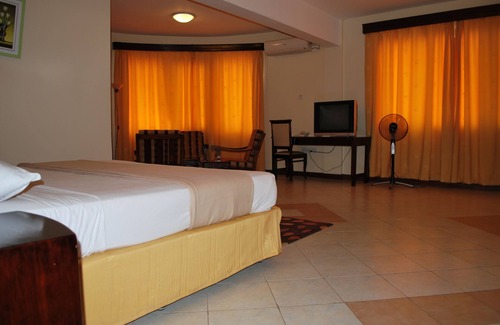 Moshi Hotel | Parkview Inn