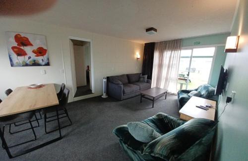 Dargaville Hotel | Parkview Motel