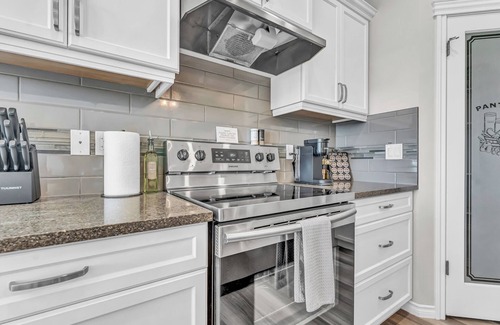 Medicine Hat House | Parkview Place