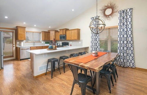Windsor House | Parkview Retreat Summ