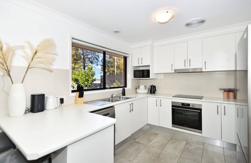 Buff Point Apartment | Parkway Lakehouse - East Coast Getaways