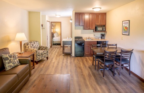 Fish Creek Cabin | Parkwood Lodge - Door County