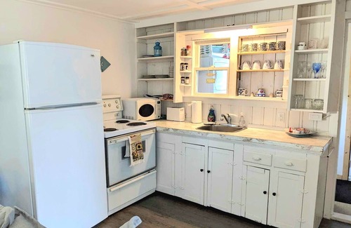 Pointe-du-Chene Cottage | Parlee beach family getaway cottage