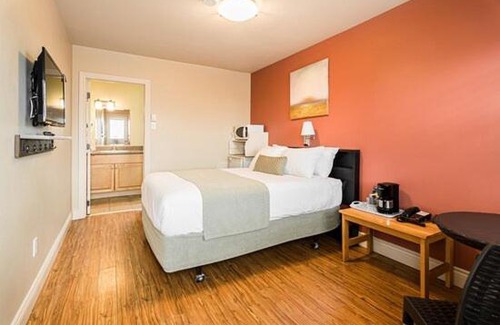 Shediac Hotel | Parlee Beach Motel