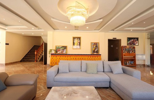 Paro Hotel | Paro Grand Resort